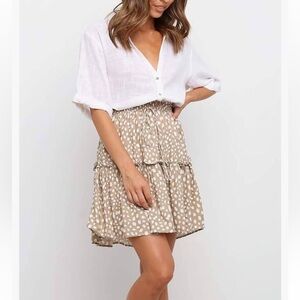 Alelly‎ Ruffle Polka Dot Tan Tiered Mini Skirt Size Medium Boho Chic Coquette